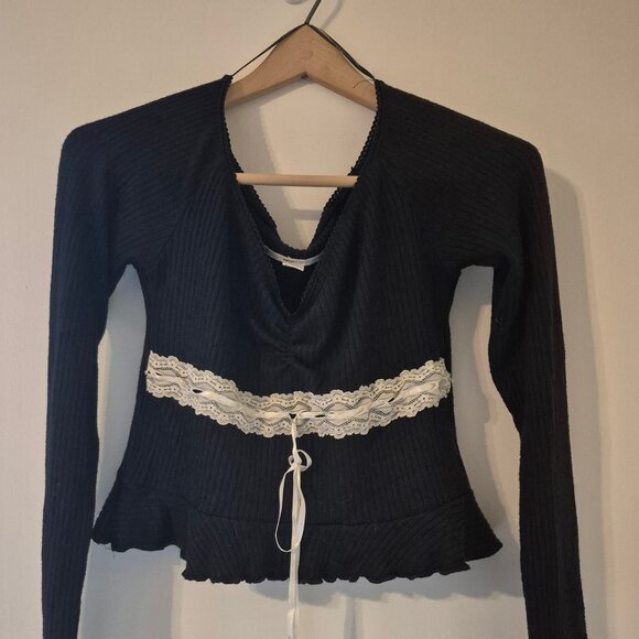 Urban Outfitters Tops - Urban Outfitters Kimchi Blue Womens L Top Crop Whimsigoth Flirty Dark Coquette